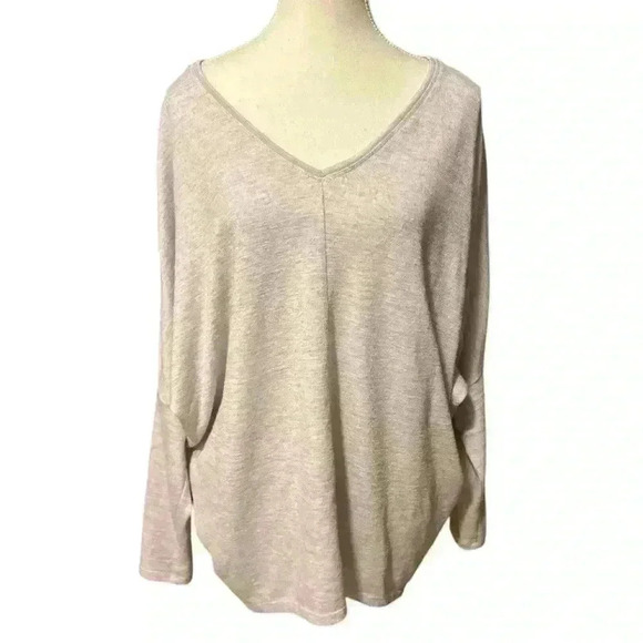 White House Black Market Tops - White House Black Market Dolman Sleeve Tunic Size Medium